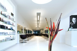 Hairdresser Cologne - Hair by PACO - Paco Lopez Comino, your hair salon in Cologne - Atmosphere
